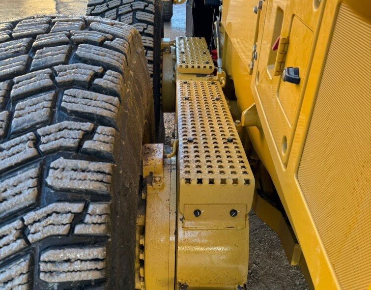 CATERPILLAR CATERPILLAR 12M3 AWD***IMMACULATE/REGISTERED***